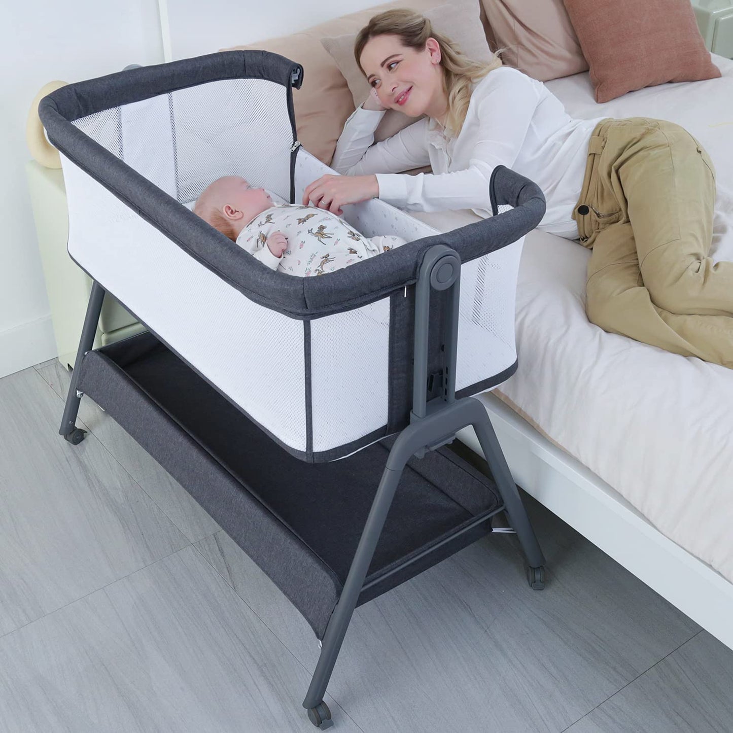 Baby Bassinet Sleeper, 6 Height Adjustable Cribs, Easy to Fold Portable Crib Side Bassinet, Swing Cradle Bed Side Sleeper with Ventilated Net&Wheels